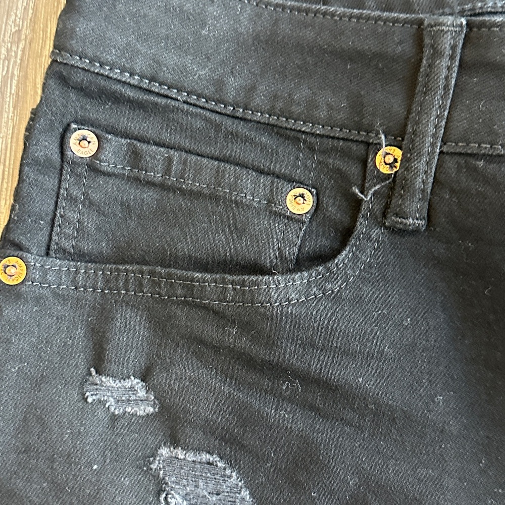American Eagle AirFlex+ Black Distressed Denim Shorts Men’s Size 31 - Picture 7 of 17